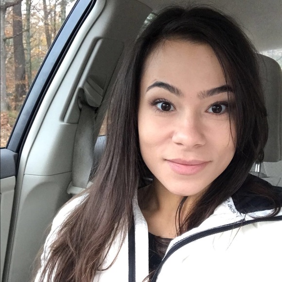 Meet your Posher, Tracey - Picture 1 of 1